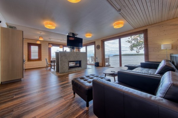 Коттедж "Адмиральский люкс"