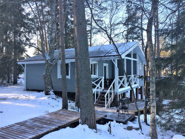 Коттедж "Дом у причала"