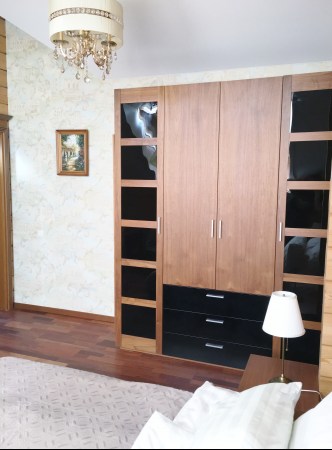 Новоорловский коттедж