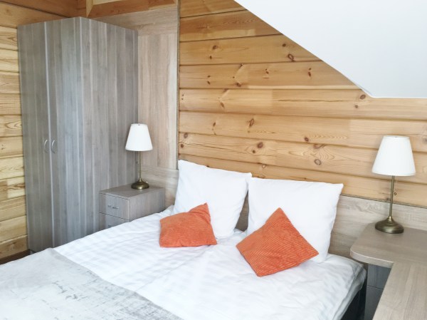 Новоорловский коттедж