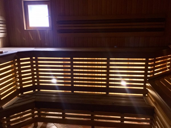 Новоорловский коттедж