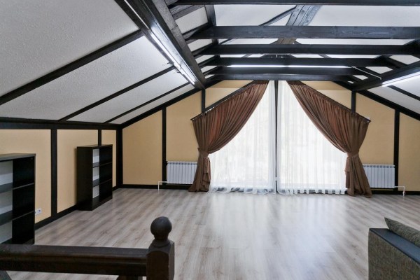 Коттедж 6-ти местный