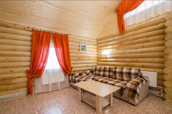 Коттедж 4-х местный