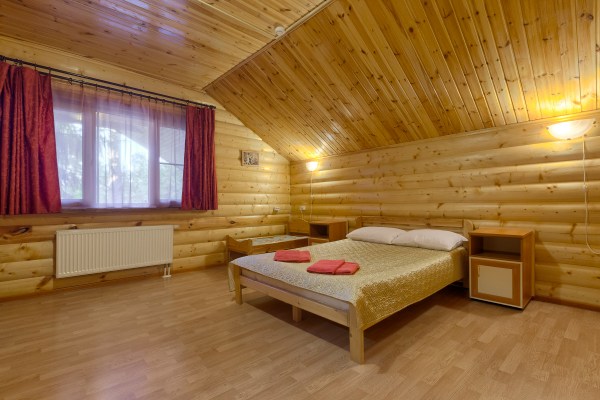 8-ми местный коттедж