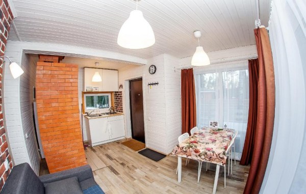 Коттедж с камином