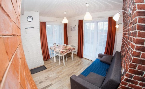 Коттедж с камином