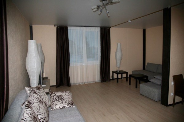 Большой коттедж