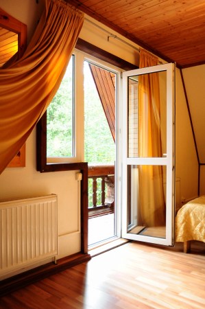 Коттедж 6-ти местный с сауной