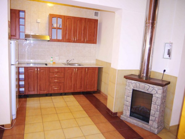 Коттедж 6-ти местный с камином и сауной