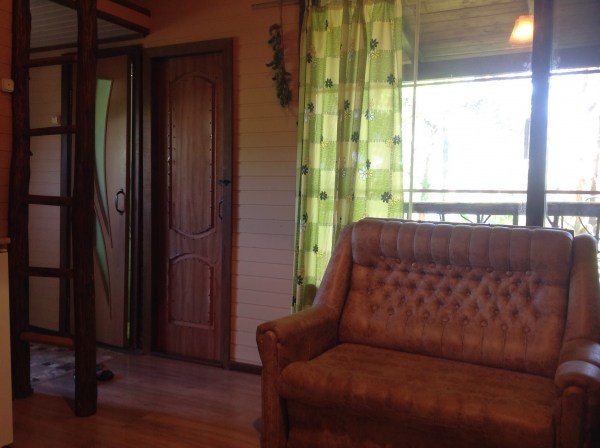 дом "Изба на берегу"