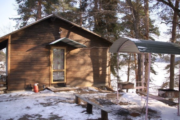 дом "Изба на берегу"