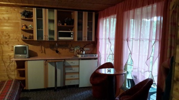 "Дом-берлога"