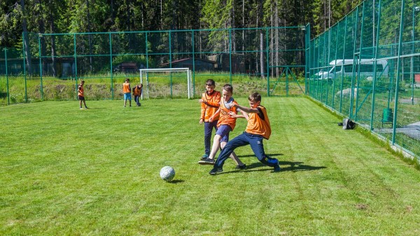 Спортивная площадка