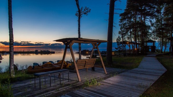 Территория базы