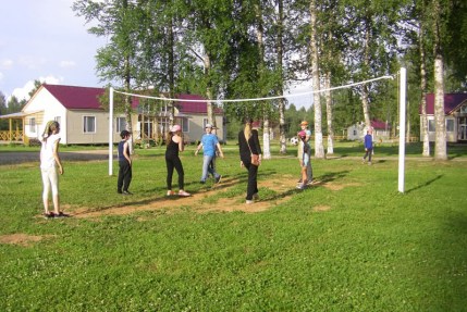 Летние каникулы в «Городе Мастеров» в Тихвине. Смены по 12 дней. С верховой ездой.